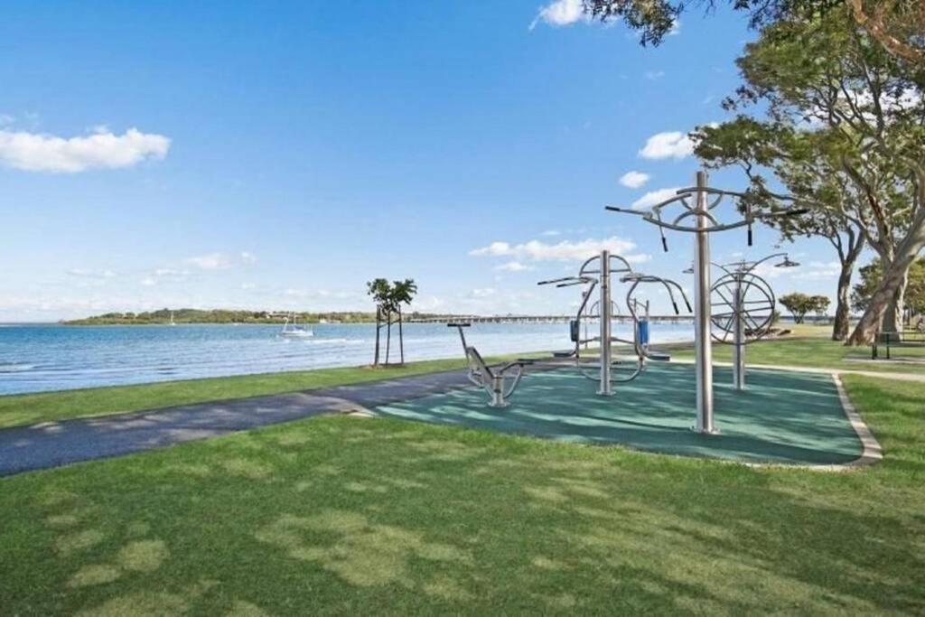 Bongaree Bribie Island Unit With Pool - Amazing Beaches & Lifestyle! المظهر الخارجي الصورة
